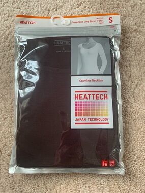 Uniqlo HEATTECH women's Long Sleeve Scoop Neck T-Shirt — Dark Brown new